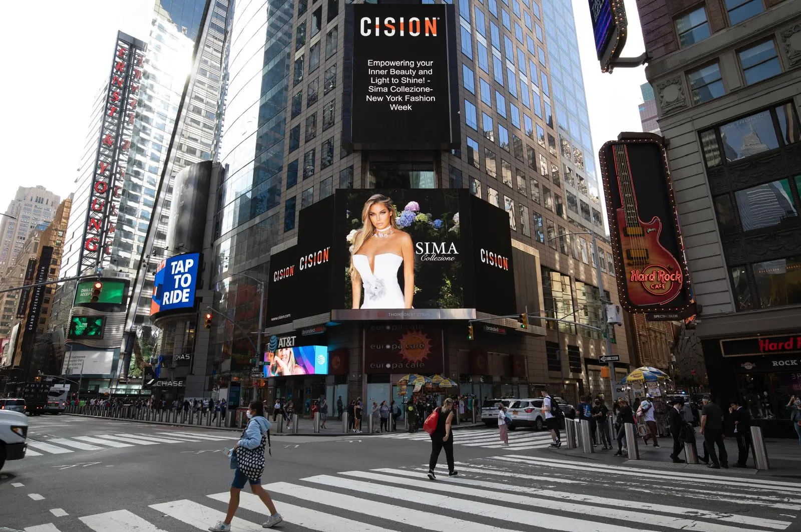 Sima Collezione billboard feature.