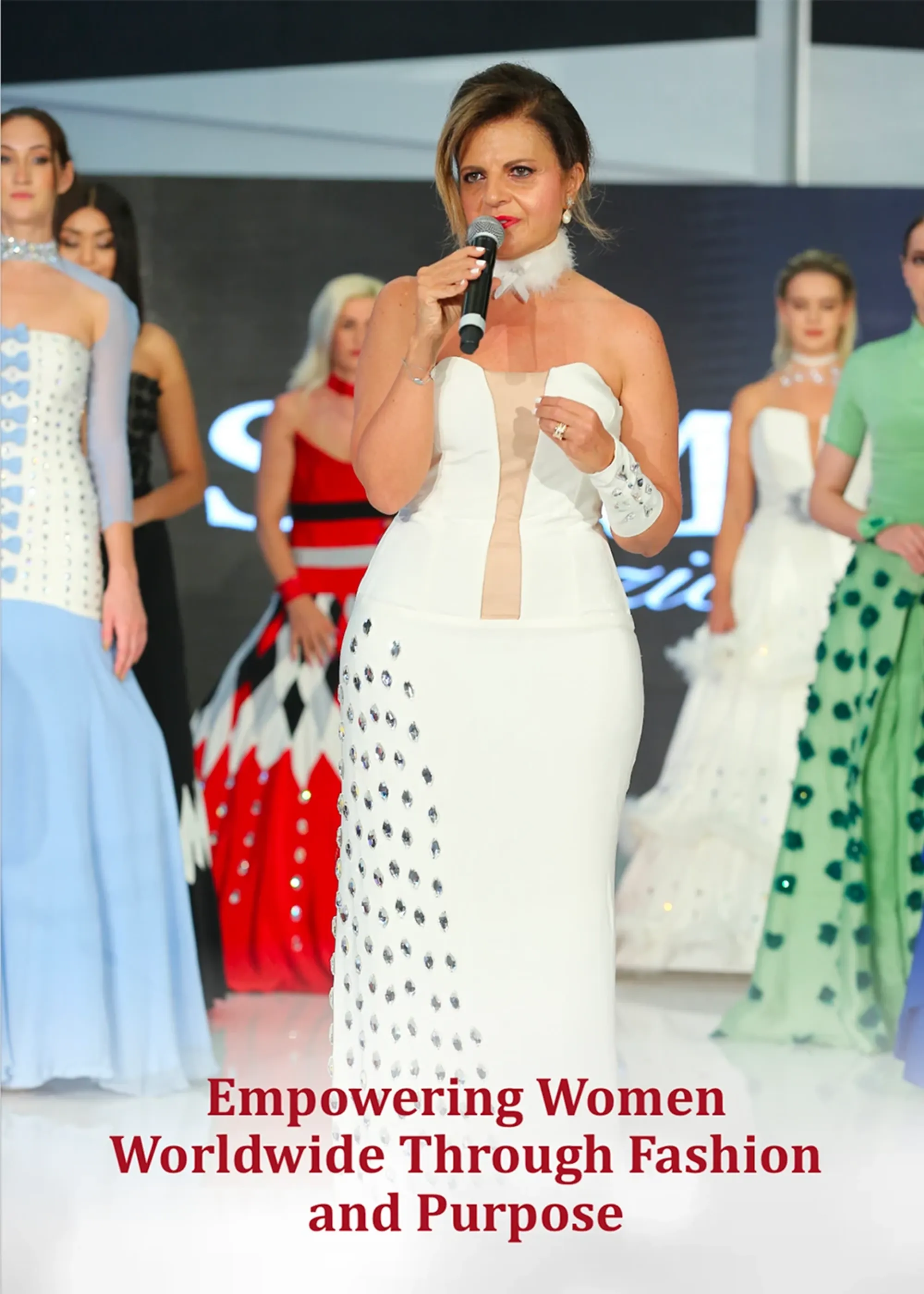 Runway image with editorial title.
